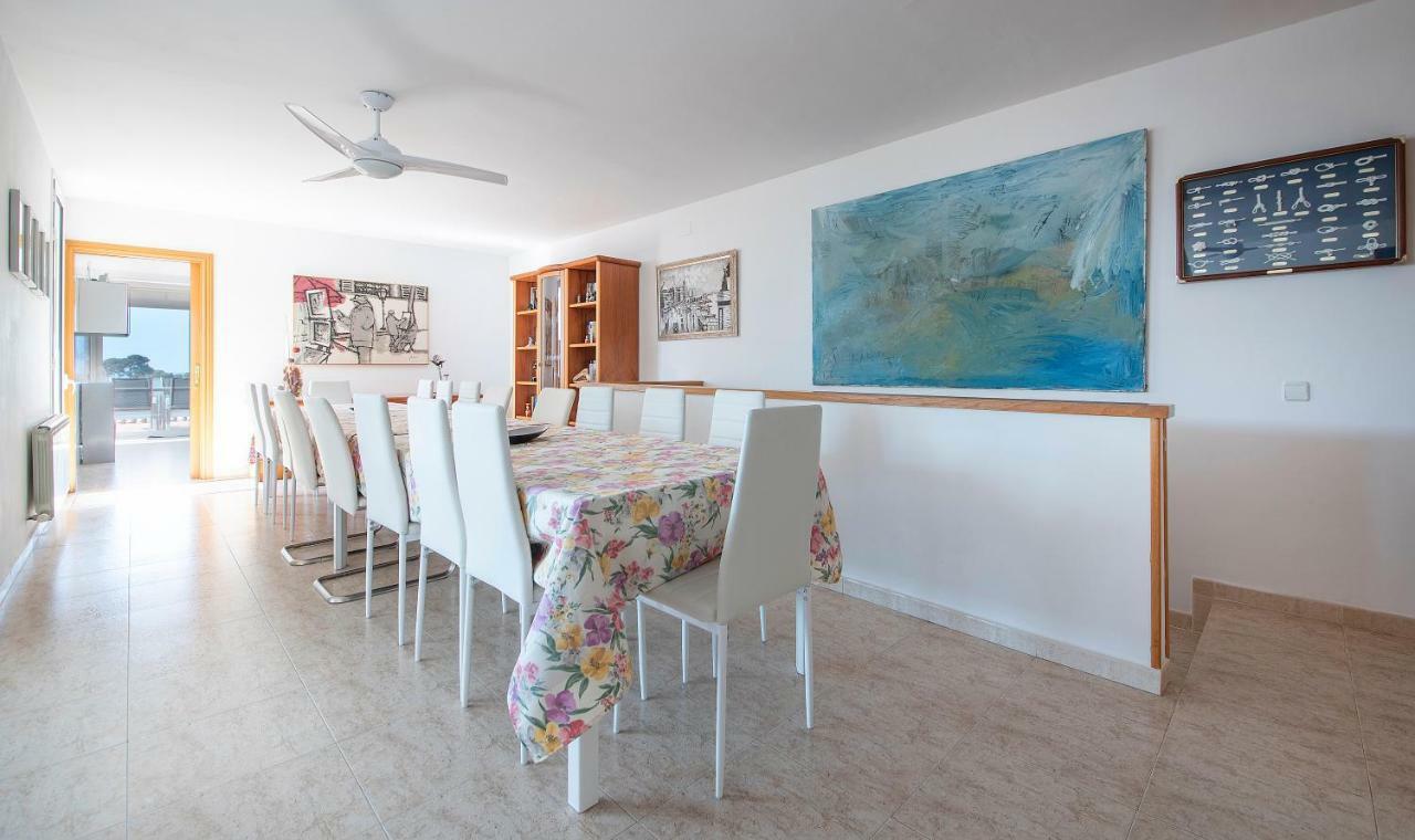Villa Med Sitges Eksteriør bilde